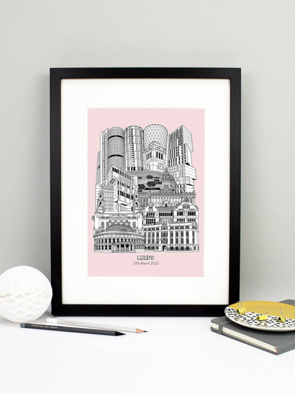 Beautifully detailed Leeds Illustration print. The perfect gift for an engagement, wedding, birthday, anniversary and house warming. It features all the well known buildings and landmarks from the vibrant UK city. The buildings and landmarks featured are: The Corn Exchange, The Tetley, Grand Arcade, Civic Hall, Roger Stevens Building, Town Hall, First Direct Arena, Broadcasting Tower, Rose Bowl at Leeds Metropolitan University, Parkinson Building clock tower, Candle House and Bridgewater Place.